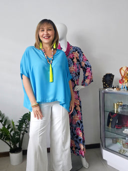 Asymetric V tunic