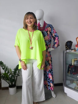 Asymetric V tunic
