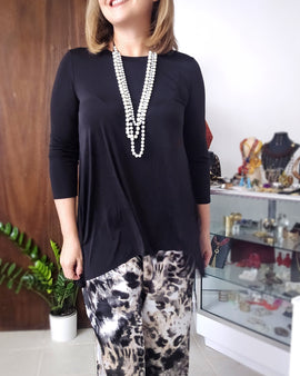 Pearl layers long necklace