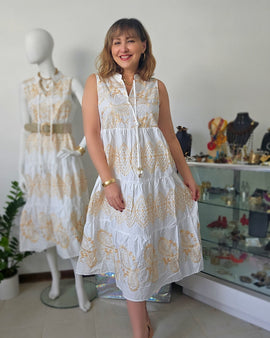 Embroidery Middresss