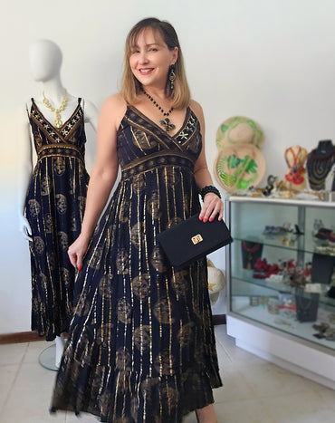 Golden Muse | Vestido Boho Negro con Destellos Dorados