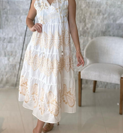 Embroidery Middresss