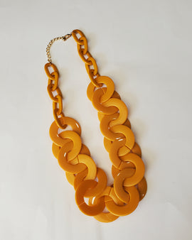 Acrylic link necklace